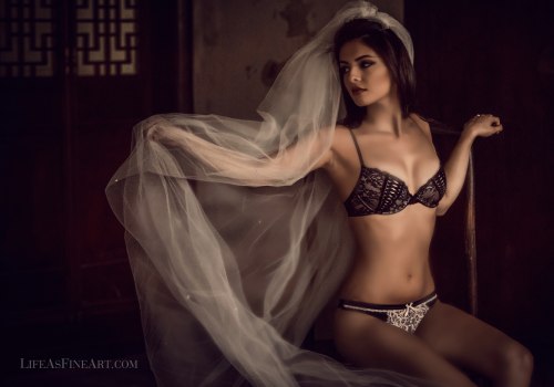 Incorporating Bridal Elements into Lingerie Choices: Tips and Inspiration for Your Bridal Boudoir Photoshoot